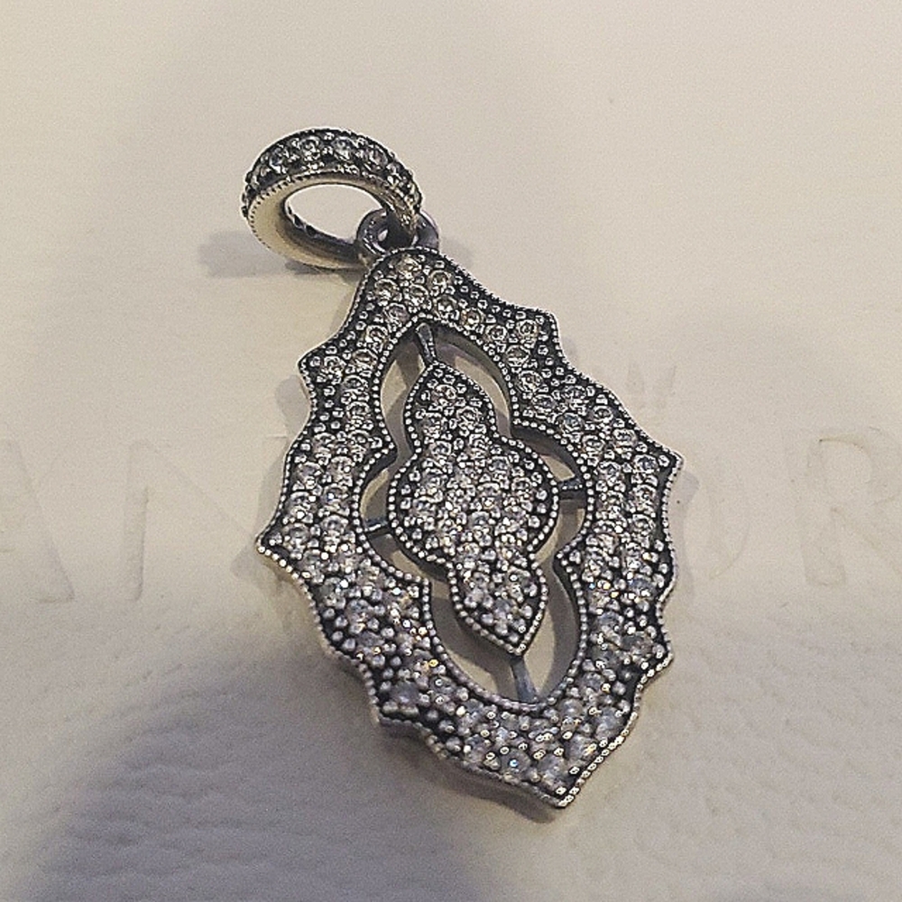 Authentic Pandora charm - Picture 5 of 5